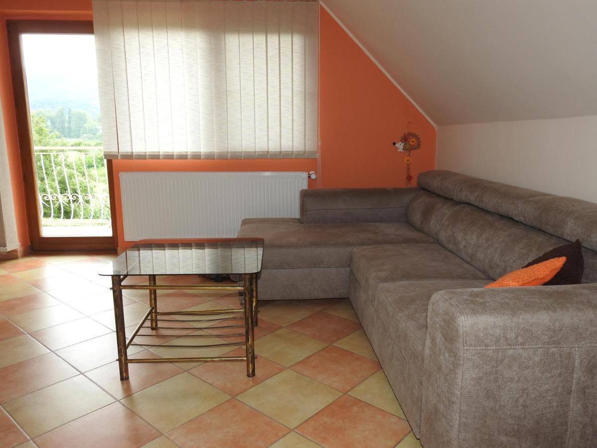 Petra Apartmanhaz Badacsonytomaj Exterior foto