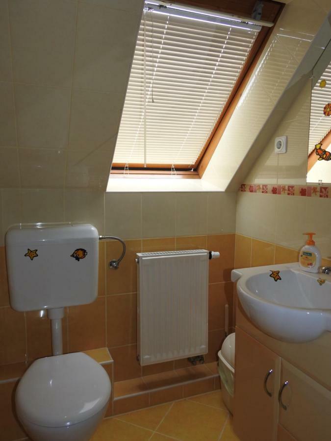 Petra Apartmanhaz Badacsonytomaj Exterior foto